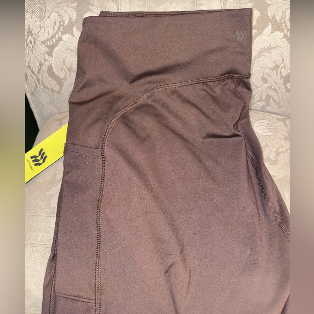 High-Waist Brown Active Flare Leggings